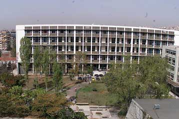 Πρόταση κοσμήτορα του ΑΠΘ για τη σύσταση πανεπιστημιακής αστυνομίας