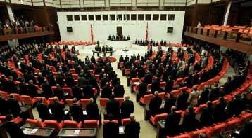 «Ηχηρές» απουσίες από την ορκωμοσία της νέας τουρκικής Εθνοσυνέλευσης