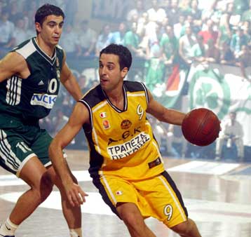 Ο Χατζής επιστρέφει στην ΑΕΚ, ταξίδι Δρόσου στην Κωνστανστινούπολη για Κουτλουάι