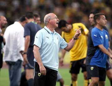 «Είναι υποχρεωτικό να πάρουμε έναν επιθετικό» προειδοποιεί ο Φερέρ