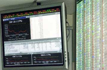 Κάτω από τις 4.800 μονάδες υποχώρησε τη Δευτέρα το Χρηματιστήριο Αθηνών