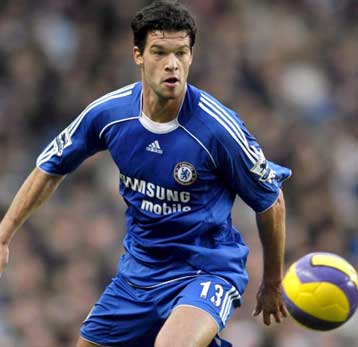 Παίκτες της Ρεάλ οι Μπάλακ, Ρόμπεν υποστηρίζει ο ισπανικός Τύπος