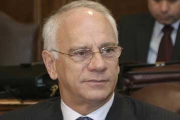 Την αποχώρησή του από την ενεργό πολιτική ανακοίνωσε ο Σπ.Σπηλιωτόπουλος