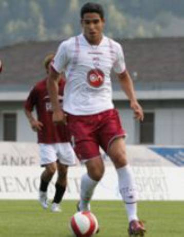 «Βυσσινί» για έναν χρόνο ο Αργεντινοιταλός Ματίας Ιγκλέσιας