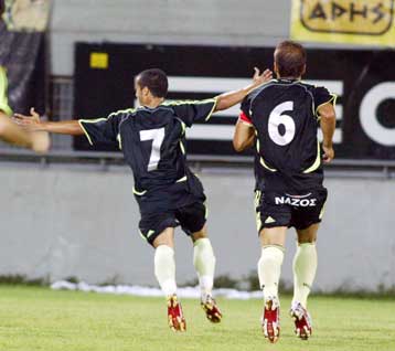 Διπρόσωπος ο Αρης παραχώρησε ισοπαλία 2-2 στον ΑΠΟΕΛ παρά το προβάδισμά του