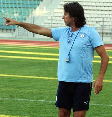 Στα «κυανόλευκα» για δύο χρόνια και επισήμως ο Μαλαγένιο