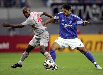 Με το σούπερ ντέρμπι Στουτγάρδης-Σάλκε ανοίγει η αυλαία της bundesliga