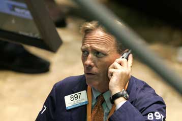 Βύθισε τα διεθνή χρηματιστήρια η αναταραχή στις πιστωτικές αγορές