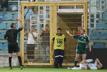 Χάνει πιθανότατα το ντέρμπι με τον Ολυμπιακό ο Σαλπιγγίδης