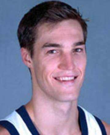 Τον Καναδό πάουερ φόργουορντ Λίβον Κένταλ ανακοίνωσε ο Πανιώνιος