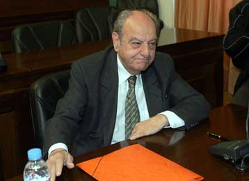 Παραδόθηκε στην Εισαγγελία το πόρισμα Ζορμπά για τα ομόλογα