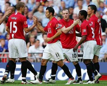 Στη σέντρα το Σαββατοκύριακο οι 20 «μονομάχοι» της Premier League