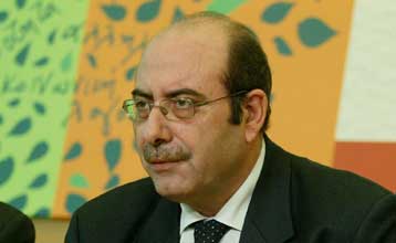 Να δοθεί στη Βουλή και στη δημοσιότητα το πόρισμα Ζορμπά για τα ομόλογα ζητά το ΠΑΣΟΚ