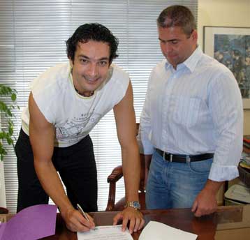 Συμβόλαιο με την ΕΑ Πατρών υπέγραψε ο Μάριος Γκιούρδας