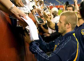 Μπέκαμ πληρώνουν, αλλά Μπέκαμ δεν… βλέπουν οι Αμερικανοί φίλαθλοι