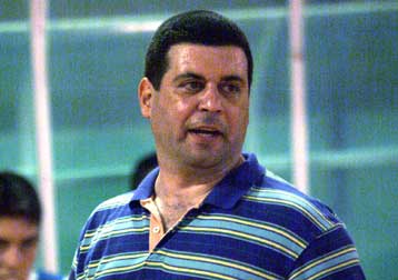 Δώστε ευκαιρίες στα ελληνικά ταλέντα, ζητά ο Νίκος Κεραμέας