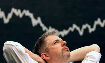 Ανέκαμψαν τα χρηματιστήρια στην Ευρώπη, νευρικότητα στη Γουόλ Στριτ