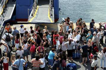 Ανατιμήσεις στα ναύλα στο δίμηνο Ιουλίου-Αυγούστου, «πικρός» ο καφές …εν πλω