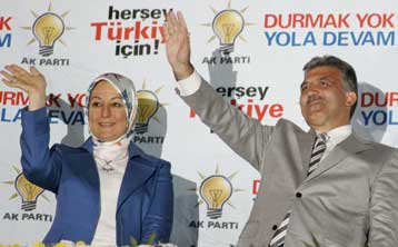 Δέσμευση Γκιουλ για διαφύλαξη του κοσμικού χαρακτήρα του κράτους