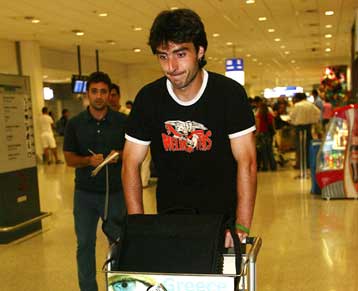 Στην Ελλάδα για να υπογράψει στον Παναθηναϊκό ο Γιόσου Σαριέγκι