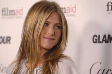 «Μικρό» σκηνοθετικό ντεμπούτο για την Τζένιφερ Ανιστον