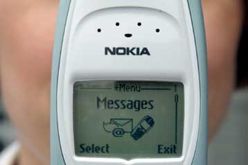 Η Nokia προσφέρεται να αντικαταστήσει 46.000.000 μπαταρίες κινητών τηλεφώνων