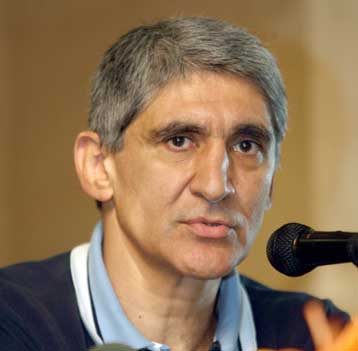 Αυτή η ομάδα δεν έχει να αποδείξει τίποτα, τονίζει ο Παναγιώτης Γιαννάκης