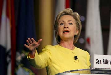 Επίθεση εναντίον των Ρεπουμπλικανών εξαπέλυσε η Χίλαρι Κλίντον
