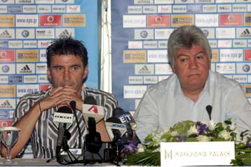 Τελευταία «παράσταση» του Ζαγοράκη με «παντελονάκι και φανέλα»