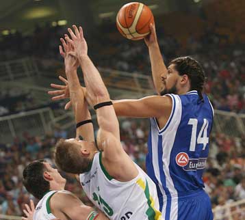 Διπρόσωπη η Εθνική στη νίκη 78-71 επί της Λιθουανίας στο «Ακρόπολις»