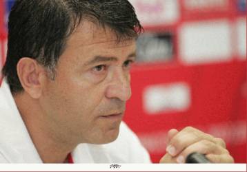 Να μην κριθεί ο Ολυμπιακός μόνο απο το ντέρμπι ζήτησε ο Τάκης Λεμονής