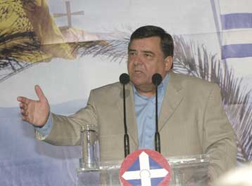 Βέβαιος ότι θα μπει στη Βουλή ο ΛΑΟΣ δηλώνει ο Γιώργος Καρατζαφέρης