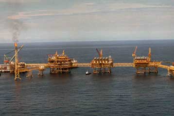 Σε χαμηλό επταμήνου υποχώρησε η τιμή του πετρελαίου