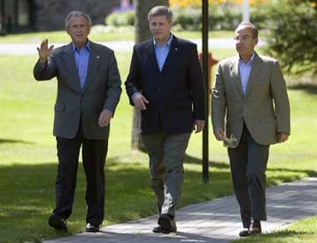 Στενότερους δεσμούς προσπαθούν να αποκαταστήσουν οι ΗΠΑ, ο Καναδάς και το Μεξικό