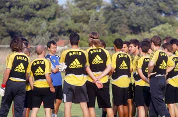 Ο Αρης απέκτησε ως δανεικό τον Ριέρα και προχωρά στη δέσμευση του Γκουτιέρες