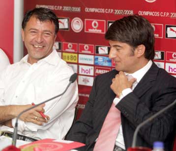 Επιβεβαίωσε το ενδιαφέρον του Ολυμπιακού για Λουκαρέλι και Γιέπες ο Ίβιτς