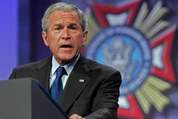 Το Ιράκ θα γίνει Βιετνάμ αν αποχωρήσουν οι αμερικανικές δυνάμεις, λέει ο Μπους