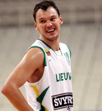 Ουδέν νεώτερο, λέει ο Γιασικεβίτσιους, ο οποίος αγωνίσθηκε υπό το βλέμμα Αγγελόπουλου