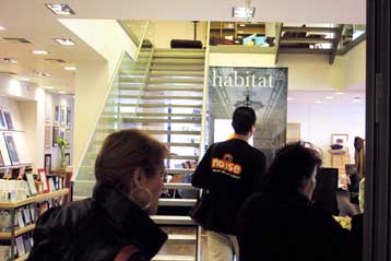 Επανέρχεται στην ελληνική αγορά η βρετανική αλυσίδα Habitat