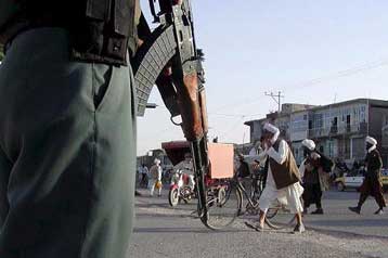 Δραματική έκκληση για βοήθεια απευθύνει ο Γερμανός όμηρος των Ταλιμπάν