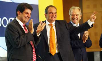 Αλλαγή πολιτικής ατζέντας από τον Κ.Καραμανλή με δεσμεύσεις για το Ασφαλιστικό