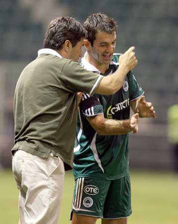 Ξέρει τον Ολυμπιακό και θα τον νικήσει είπε στους παίχτες του ο Ζοζέ Πεσέιρο