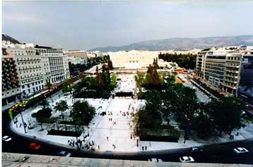 Στο Σύνταγμα το εκλογικό κέντρο της ΝΔ, στην Κλαυθμώνος του ΠΑΣΟΚ