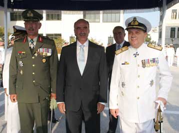 Αλλαγή φρουράς στην ηγεσία των Ενόπλων Δυνάμεων