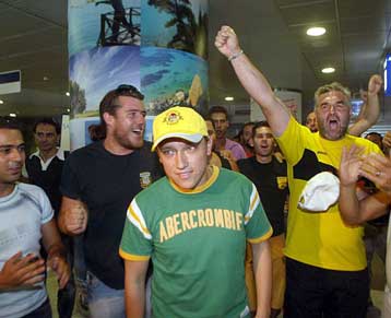 Δικαιολογημένα αισιόδοξος δηλώνει ο Ολίβα, αποθεώθηκε ο Γκουτιέρες κατά την άφιξή του