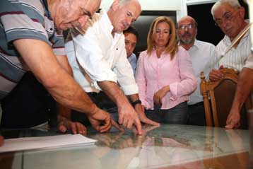 Συμβούλιο πολιτικών αρχηγών υπό τον Πρόεδρο για τις φωτιές ζητά η Αντιπολίτευση