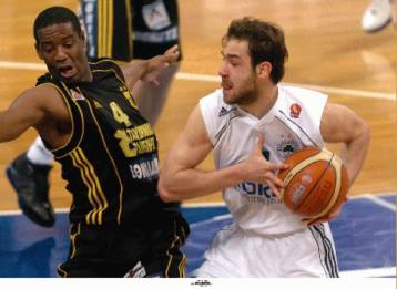 Ο Σπανούλης επιβεβαίωσε ότι απέρριψε πρόταση του Ολυμπιακού