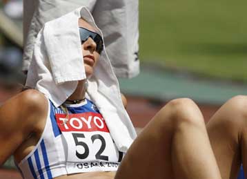 Στον ημιτελικό των 400μ με εμπόδια Φ.Χαλκιά και Χρ.Χαντζή