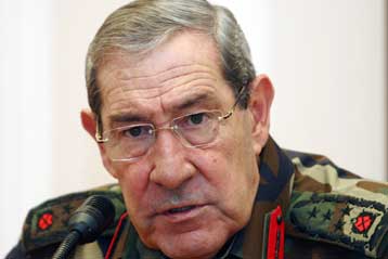 Δόλια κέντρα που υπονομεύουν το κοσμικό κράτος βλέπει ο τουρκικός στρατός