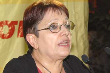 Την τιμωρία των μεγάλων κομμάτων ζήτησε από τους ψηφοφόρους η Αλέκα Παπαρήγα